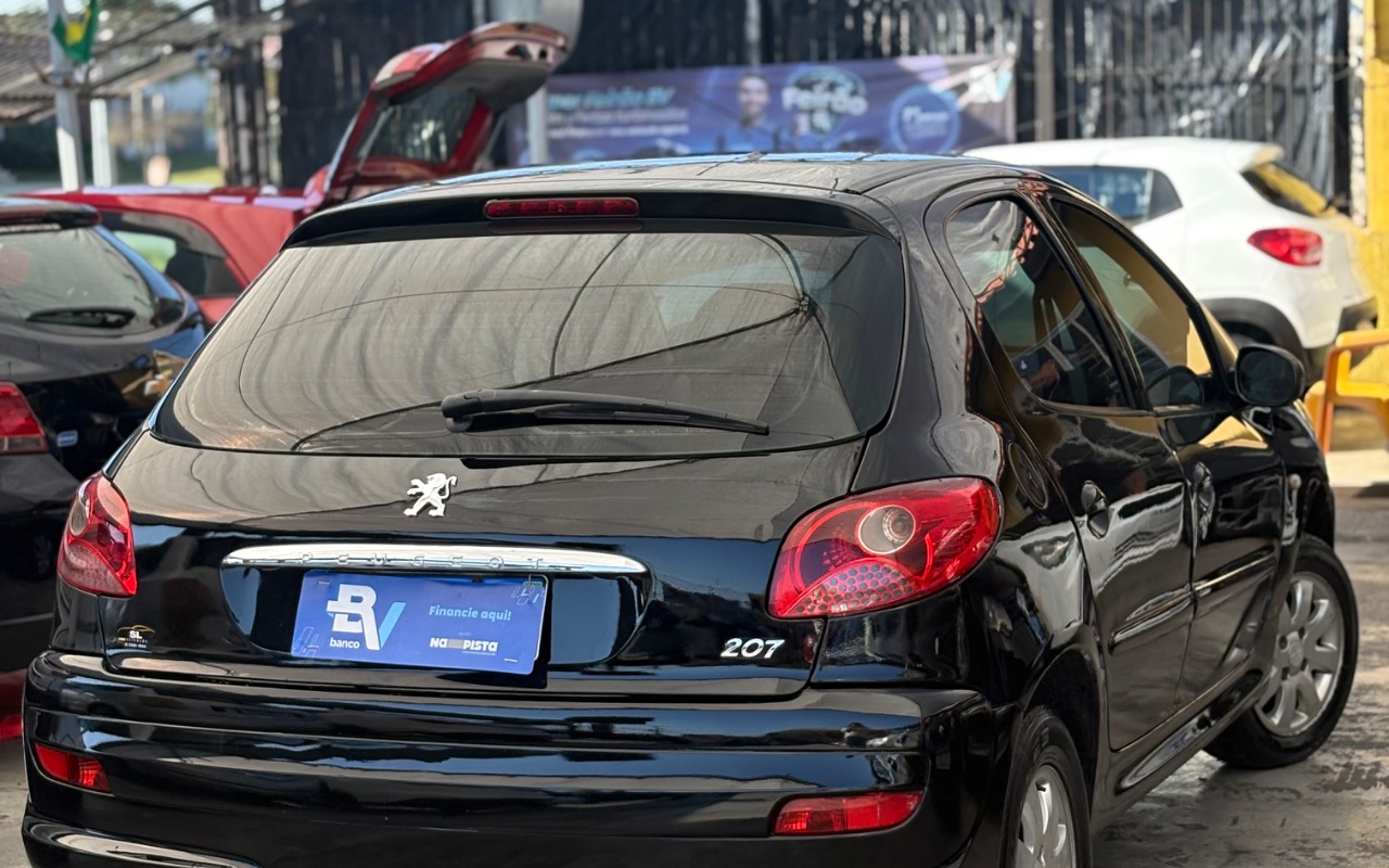 imagem-https://www.socarrao.com.br/sc-vehicle-images-prod/4328767/1791644120930-SU1HXzkyNDMuanBlZw.jpeg