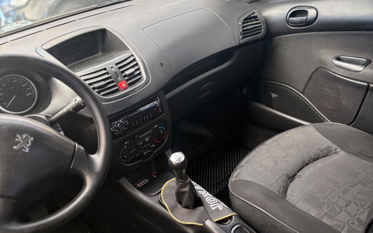 imagem-https://www.socarrao.com.br/sc-vehicle-images-prod/4328767/1791644121514-SU1HXzkyMjcuanBlZw.jpeg
