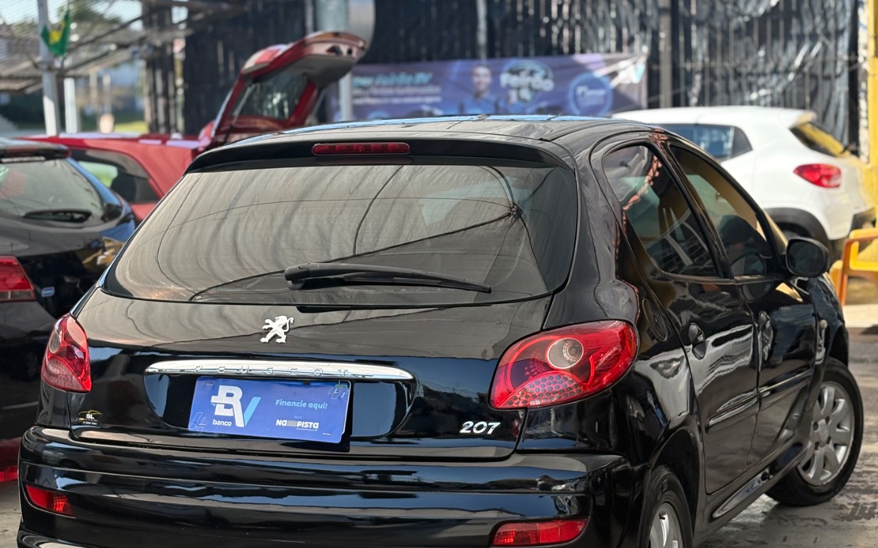 imagem-https://www.socarrao.com.br/sc-vehicle-images-prod/4328767/1791644121955-SU1HXzkyNDIuanBlZw.jpeg