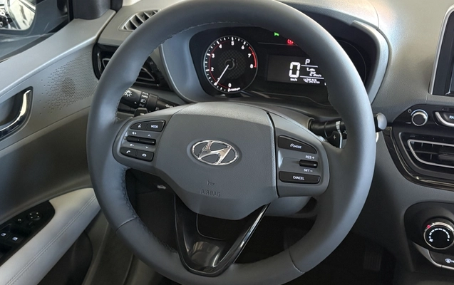 imagem-https://www.socarrao.com.br/sc-vehicle-images-prod/4328793/1791644655341-Lr0y5AUSPpt5uNQGtqD2TzT6qfzNY2TM.jpg
