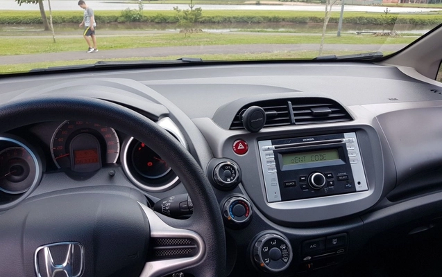 imagem-https://www.socarrao.com.br/sc-vehicle-images-prod/4328797/1791644845410-ZGNlNDEzOWItNjM5OC00NmI4LWFmNjctMDIxMmZhNDhiOTBiLmpwZw.jpg