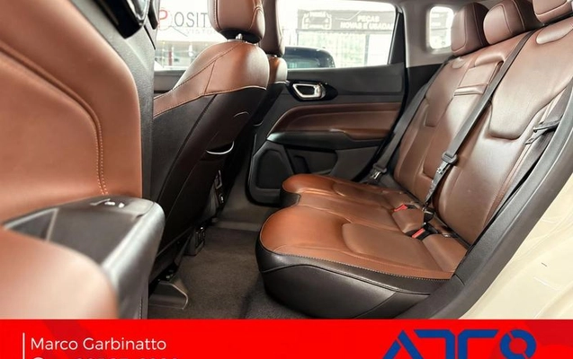 imagem-https://www.socarrao.com.br/sc-vehicle-images-prod/4328829/1791660117525-8561649_19_B_c814209555.jpeg