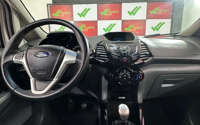 imagem-https://www.socarrao.com.br/sc-vehicle-images-prod/4328839/1791646119420-1d1b9726-b69c-495e-b997-29f7459dc75f.jpg