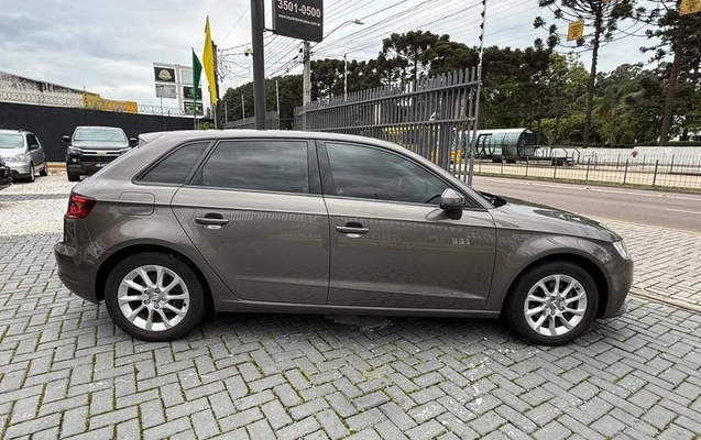 imagem-https://www.socarrao.com.br/sc-vehicle-images-prod/4328854/1792585207829-8562466_3_B_2ebbecad48.jpeg