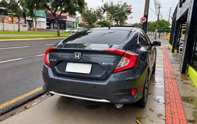 imagem-https://www.socarrao.com.br/sc-vehicle-images-prod/4328918/1791649193449-8562946_7_B_32fe3a7346.jpeg