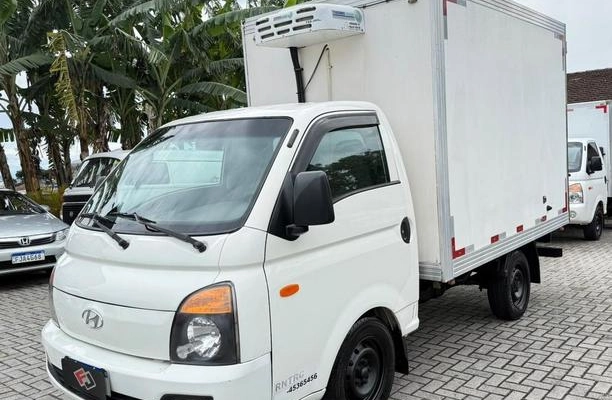 imagem-https://www.socarrao.com.br/sc-vehicle-images-prod/4328928/1791649817283-8563016_1_B_904e314df7.jpeg
