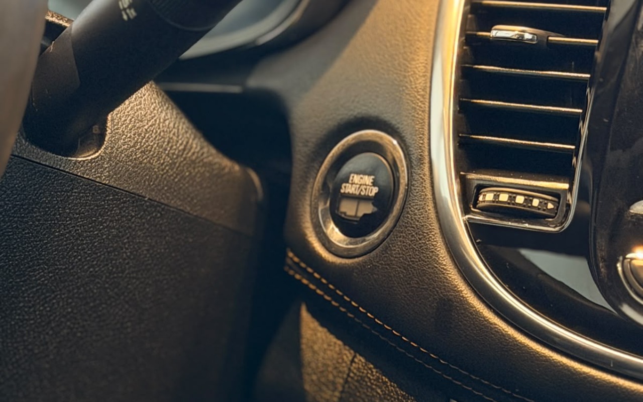 imagem-https://www.socarrao.com.br/sc-vehicle-images-prod/4328936/1791649853423-V2hhdHNBcHAgSW1hZ2UgMjAyNi0wOS0xNiBhdCAxMC4yNy4wNy5qcGVn.jpeg