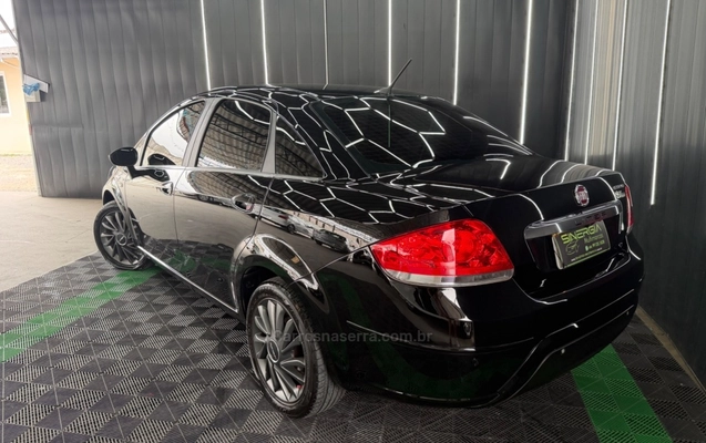 imagem-https://www.socarrao.com.br/sc-vehicle-images-prod/4328939/1791649892850-dd8ef925b58ca39b86e5f682b5296e0d_big.jpeg