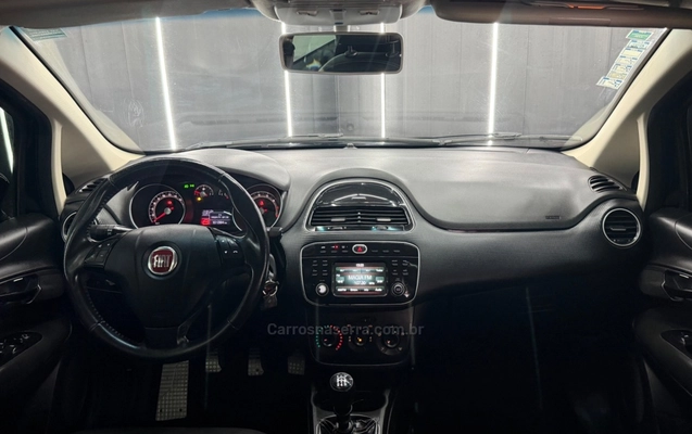 imagem-https://www.socarrao.com.br/sc-vehicle-images-prod/4328939/1791649892856-9d748455e0126000e2bc87e2ef3e274d_big.jpeg