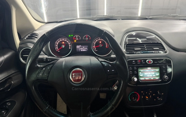imagem-https://www.socarrao.com.br/sc-vehicle-images-prod/4328939/1791649892868-8ddff127768e220396ff8f2afaa8cfe1_big.jpeg
