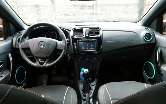 imagem-https://www.socarrao.com.br/sc-vehicle-images-prod/4328940/1791656080111-MDguanBlZw.jpeg