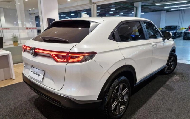 imagem-https://www.socarrao.com.br/sc-vehicle-images-prod/4328950/1791650341839-8563058_3_B_ba297e4f82.jpeg