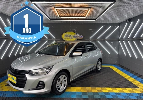 Chevrolet Onix 2020 Prata — foto 1 de 3