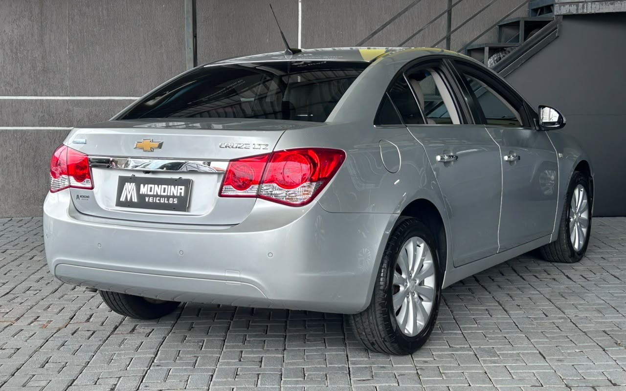 imagem-https://www.socarrao.com.br/sc-vehicle-images-prod/4328958/1791650701055-V2hhdHNBcHAgSW1hZ2UgMjAyNi0xMC0xMCBhdCAxMC41OC4yMS5qcGVn.jpeg