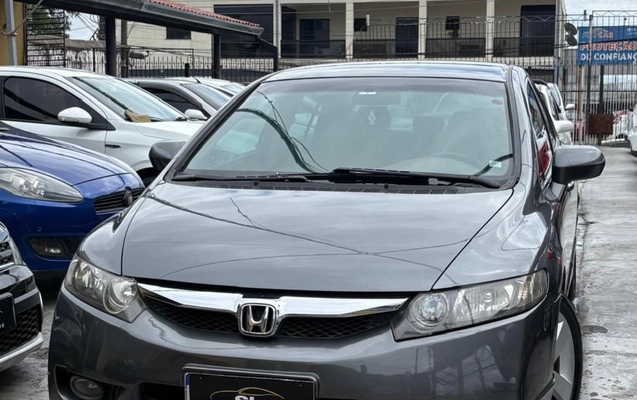 imagem-https://www.socarrao.com.br/sc-vehicle-images-prod/4328986/1791652098596-MWVlM2ZlZjMtNDMxNi00ZDMzLTk0NzItMDA0NjAwYjk5ZDkzLmpwZWc.jpeg