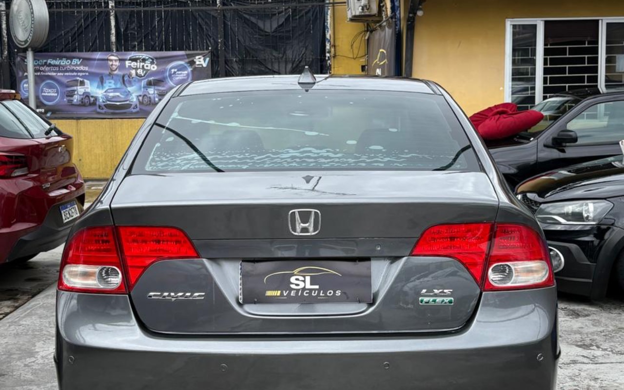 imagem-https://www.socarrao.com.br/sc-vehicle-images-prod/4328986/1791652098820-YmYzMGE0MDgtMWM5NC00ZmJhLTlmODktNTIzZmIzNmVkMzNkLmpwZWc.jpeg