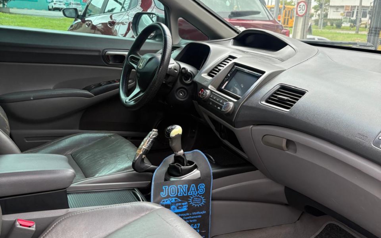 imagem-https://www.socarrao.com.br/sc-vehicle-images-prod/4328986/1791652099211-M2IzNGE5MzAtOWE1My00M2M1LWIxZmEtNzcyM2M1MGUyNTY5LmpwZWc.jpeg