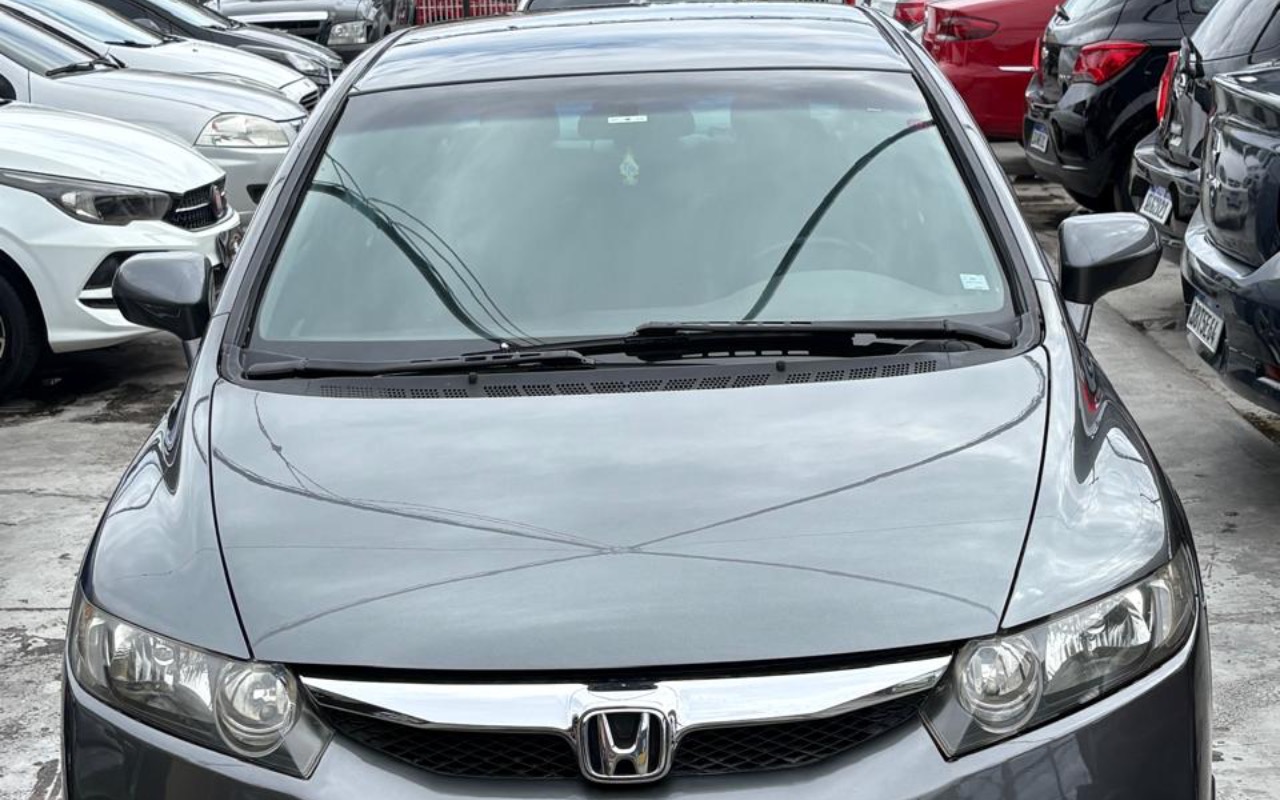 imagem-https://www.socarrao.com.br/sc-vehicle-images-prod/4328986/1791652099607-MzgxMTQ0YjMtNWRhNy00YjIyLWIzZDEtOTA3ZTViMTNjMTY5LmpwZWc.jpeg