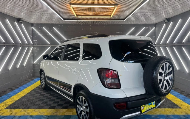 imagem-https://www.socarrao.com.br/sc-vehicle-images-prod/4328998/1791652642972-gb-73d448f.jpeg