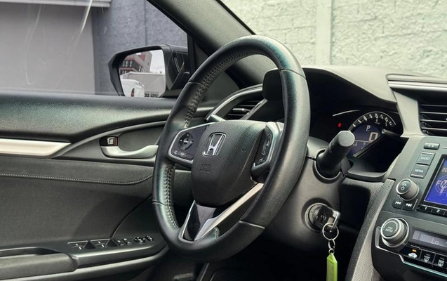 imagem-https://www.socarrao.com.br/sc-vehicle-images-prod/4329007/1791655656689-8540653_7_B_6021c004b7.jpeg