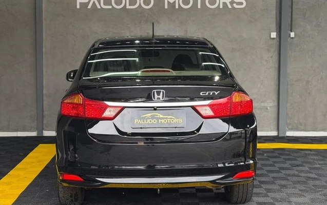 imagem-https://www.socarrao.com.br/sc-vehicle-images-prod/4329008/1791653126305-8563095_0_B_e0fbff004b.jpeg