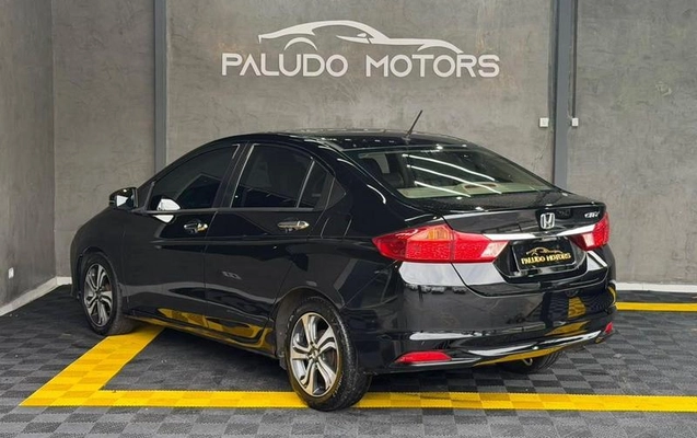 imagem-https://www.socarrao.com.br/sc-vehicle-images-prod/4329008/1791653126307-8563095_9_B_874431005a.jpeg