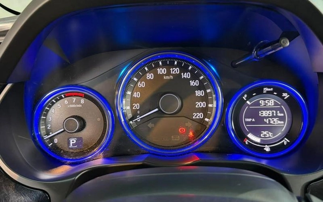 imagem-https://www.socarrao.com.br/sc-vehicle-images-prod/4329008/1791653126326-8563095_14_B_a6383b4c1c.jpeg