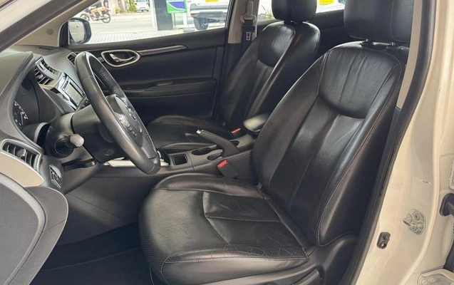imagem-https://www.socarrao.com.br/sc-vehicle-images-prod/4329011/1791653206199-8541355_15_B_17b69967cc.jpeg