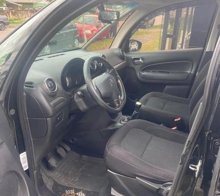 imagem-https://www.socarrao.com.br/sc-vehicle-images-prod/4329016/1791653286441-8521442_9_B_4d21efed43.jpeg