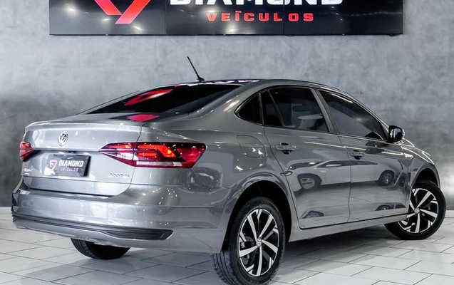 imagem-https://www.socarrao.com.br/sc-vehicle-images-prod/4329023/1791655670818-8549607_19_B_689233ec82.jpeg