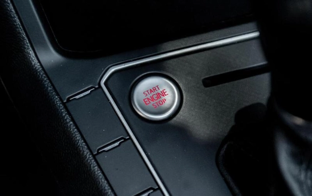 imagem-https://www.socarrao.com.br/sc-vehicle-images-prod/4329023/1791655670844-8549607_1_B_cf12ffa9cd.jpeg