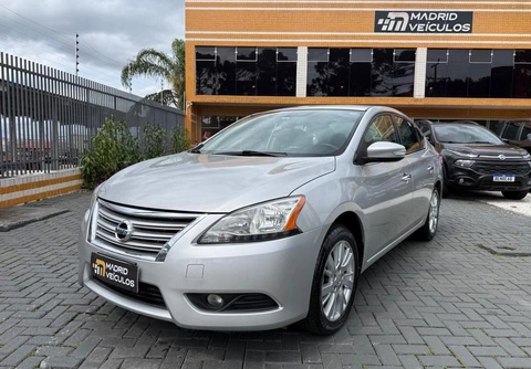 Nissan Sentra 2015 Prata — foto 1 de 3