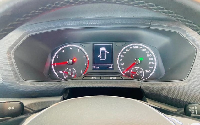imagem-https://www.socarrao.com.br/sc-vehicle-images-prod/4329043/1791916614538-8555654_12_B_97317a5f12.jpeg