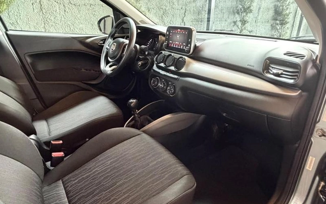 imagem-https://www.socarrao.com.br/sc-vehicle-images-prod/4329044/1791654947993-8563230_12_B_75c8b60905.jpeg