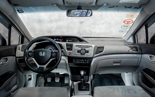 imagem-https://www.socarrao.com.br/sc-vehicle-images-prod/4329065/1791658080056-8550680_13_B_28ba659edd.jpeg
