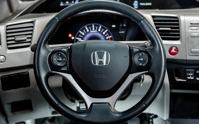 imagem-https://www.socarrao.com.br/sc-vehicle-images-prod/4329065/1791658080080-8550680_16_B_18a436981e.jpeg