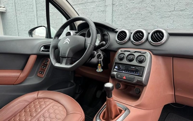 imagem-https://www.socarrao.com.br/sc-vehicle-images-prod/4329073/1791657286329-8503487_6_B_59933fca48.jpeg