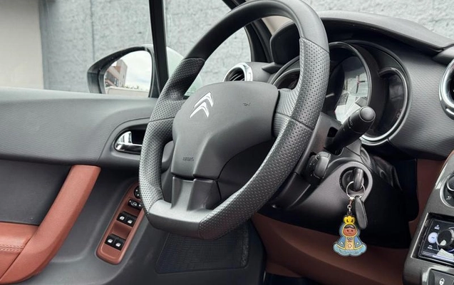 imagem-https://www.socarrao.com.br/sc-vehicle-images-prod/4329073/1791657286331-8503487_7_B_3f5a8ac634.jpeg