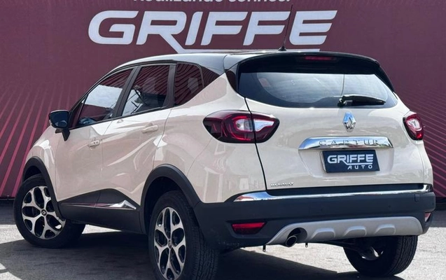 imagem-https://www.socarrao.com.br/sc-vehicle-images-prod/4329075/1791657469419-8556516_5_B_93ea3b6d84.jpeg