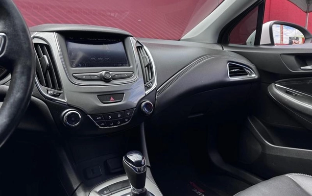 imagem-https://www.socarrao.com.br/sc-vehicle-images-prod/4329077/1791657749715-8536104_10_B_cc16a00462.jpeg