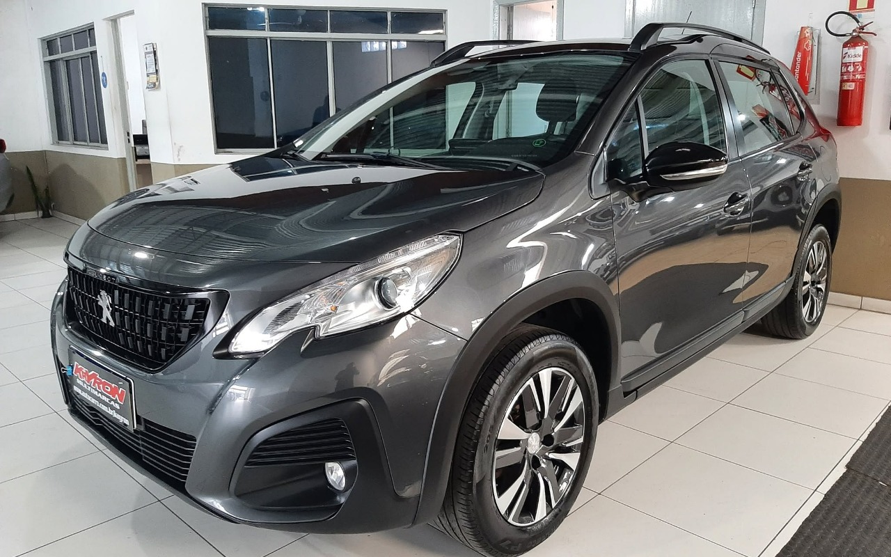 Peugeot 2008 2022 Cinza — foto 1 de 3