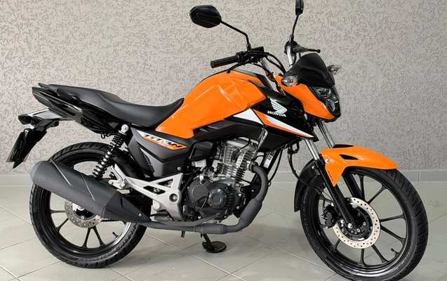 imagem-https://www.socarrao.com.br/sc-vehicle-images-prod/4329089/1791658520970-V2hhdHNBcHAgSW1hZ2UgMjAyNi0xMC0xMCBhdCAxNS40NC4zMSAoMSkuanBlZw.jpeg