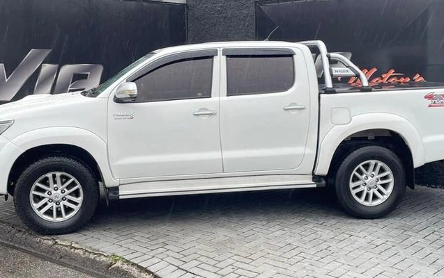 imagem-https://www.socarrao.com.br/sc-vehicle-images-prod/4329099/1791821727788-8563378_17_B_03ce4a7703.jpeg