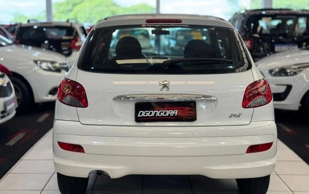 imagem-https://www.socarrao.com.br/sc-vehicle-images-prod/4329113/1791660728970-8540116_4_B_ff639a5ad7.jpeg