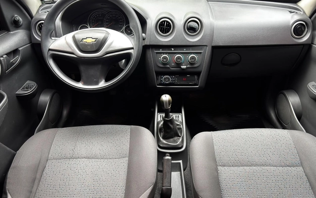 imagem-https://www.socarrao.com.br/sc-vehicle-images-prod/4329127/1791661977426-ba567d5c-eda1-0c09-0a37-3a243986415d.jpg