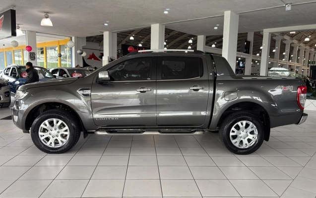 imagem-https://www.socarrao.com.br/sc-vehicle-images-prod/4329205/1791667569889-10_041606.jpg