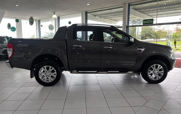 imagem-https://www.socarrao.com.br/sc-vehicle-images-prod/4329205/1791667569890-9_041606.jpg