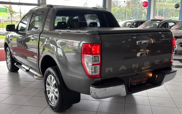 imagem-https://www.socarrao.com.br/sc-vehicle-images-prod/4329205/1791667569892-11_041606.jpg