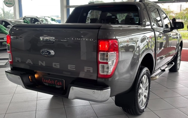 imagem-https://www.socarrao.com.br/sc-vehicle-images-prod/4329205/1791667569894-12_041606.jpg