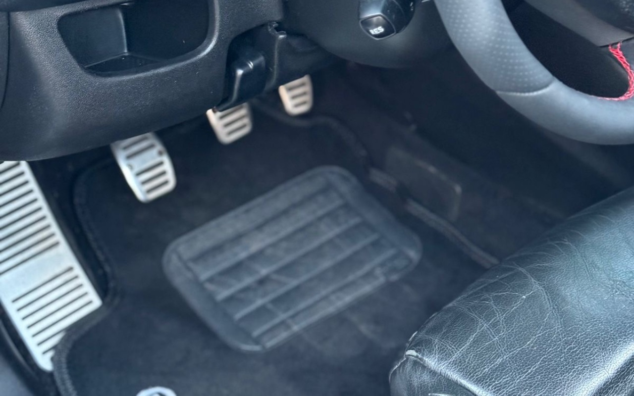 imagem-https://www.socarrao.com.br/sc-vehicle-images-prod/4329206/1791667694434-OTRjMjEzZWYtZTk1YS00OTc3LWJkNGUtMzA0NGZjMGJlYmEyLmpwZWc.jpeg